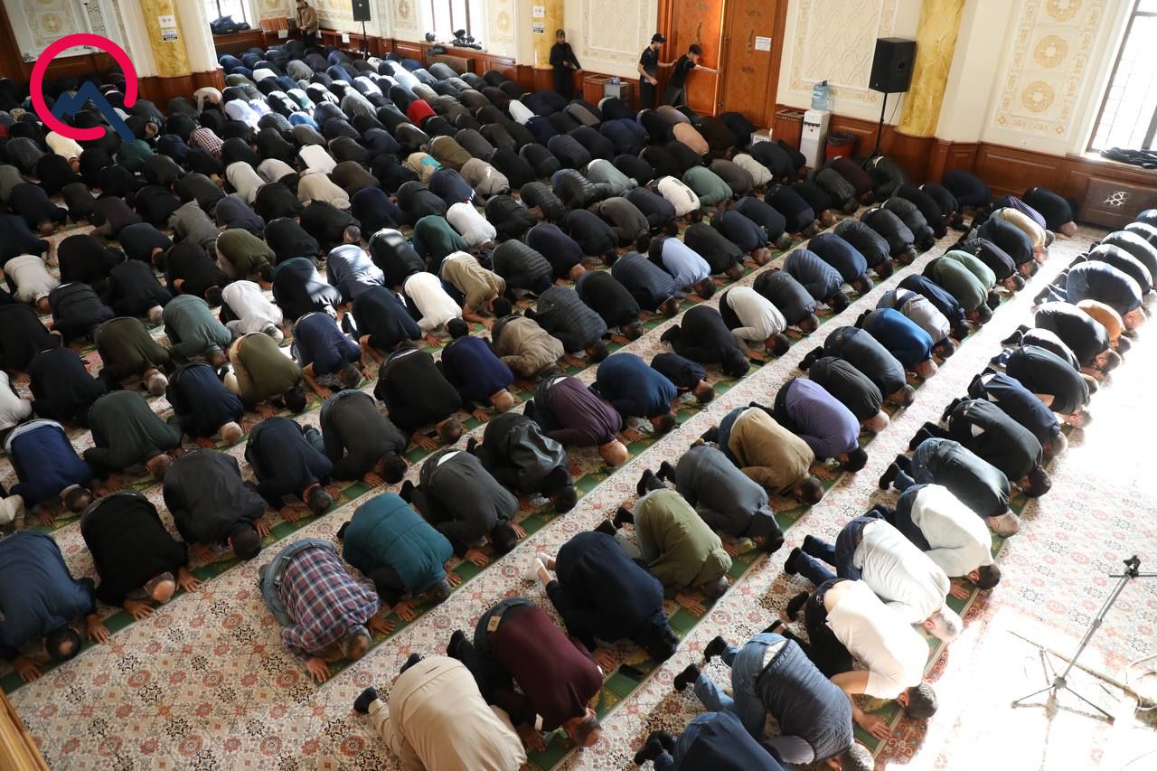 Bayram namazı qılındı -  FOTO