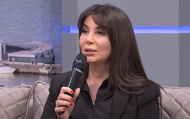 Ülviyyə İlyasova həmin şəxsi evinin mətbəxində  əməliyyat edibmiş
