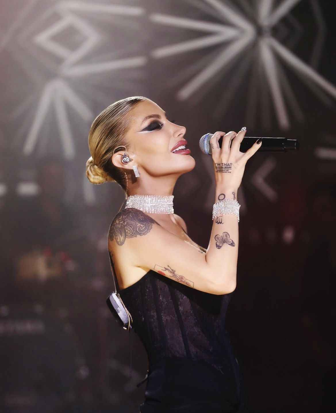 İynələrlə arıqladım -  İrem Derici
