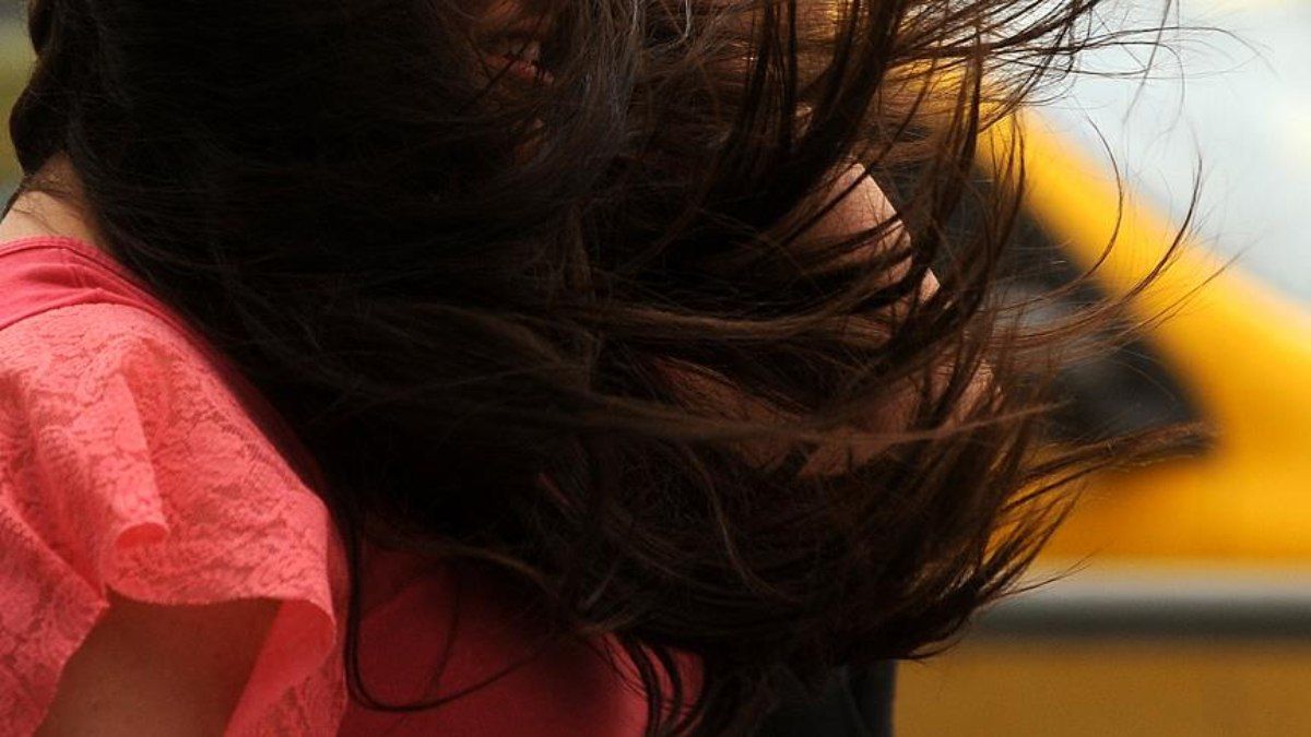Mövsümi dəyişikliklərin saça təsiri:   Saç tökülməsinin artdığı dövrlər 