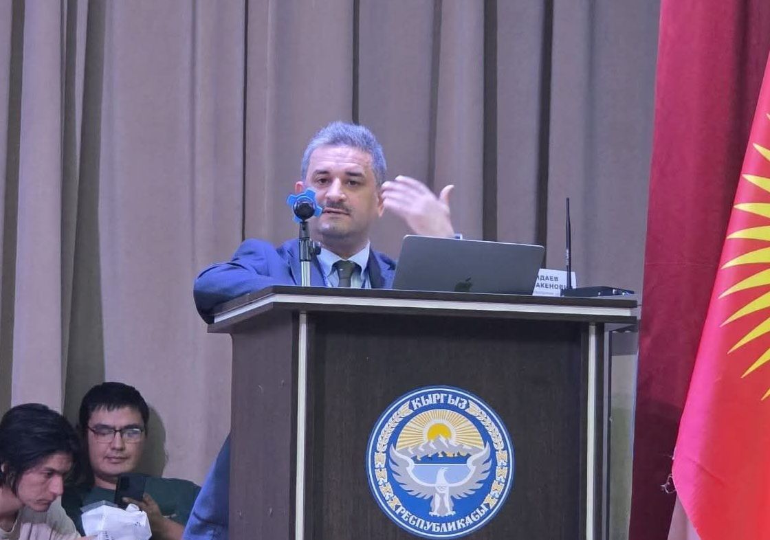 Məşhur LOR həkim Bişkekdən yazdı -  Stalin dövrü olsaydı... - FOTO