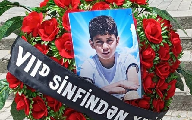 7-ci sinif şagirdini maşın vurub öldürdü -  FOTO