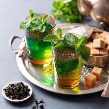 Təzyiqi və şəkəri salan içki  – Yayın dərmanı