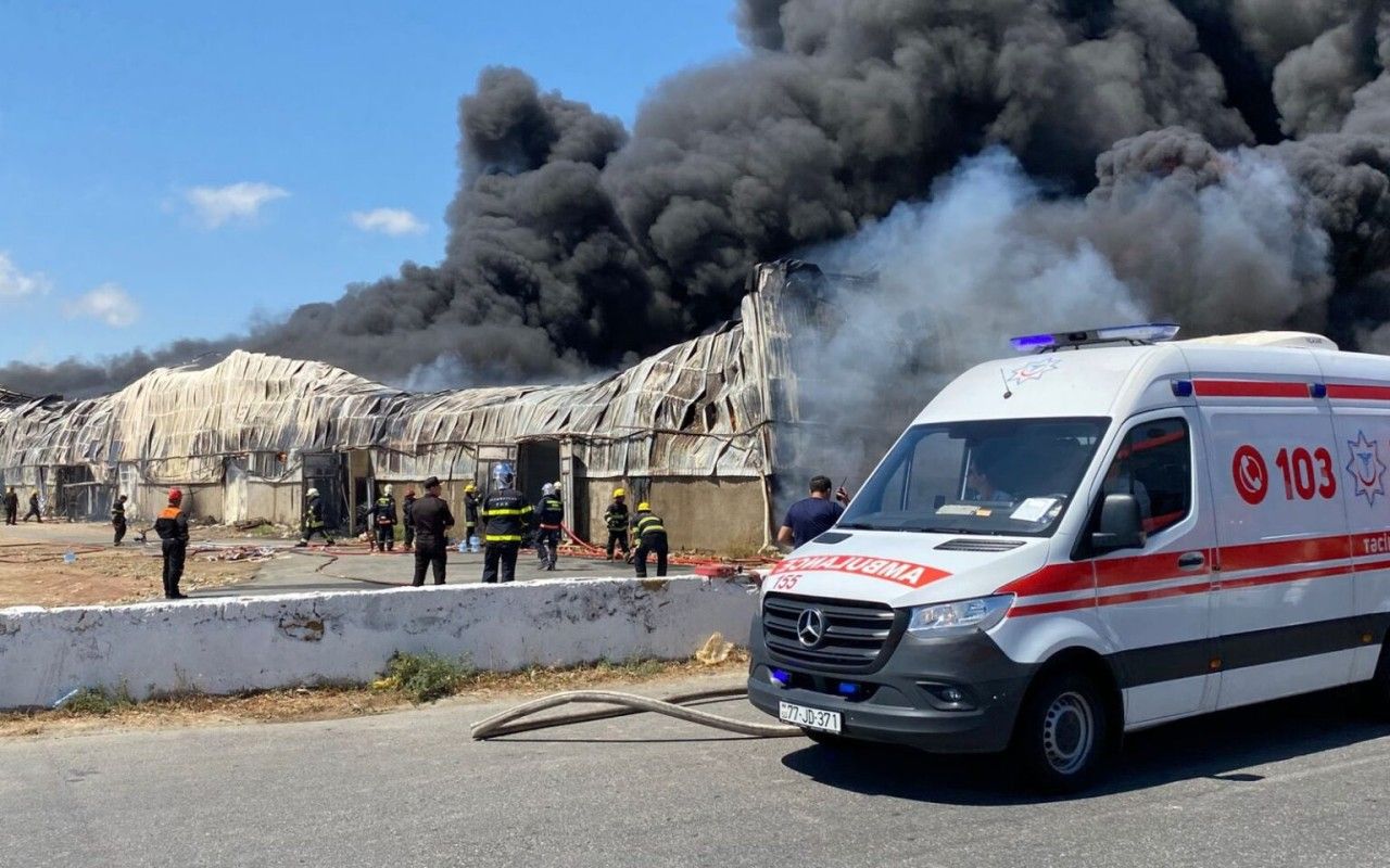 Yanğında 13 nəfər tüstüdən  zəhərlənib