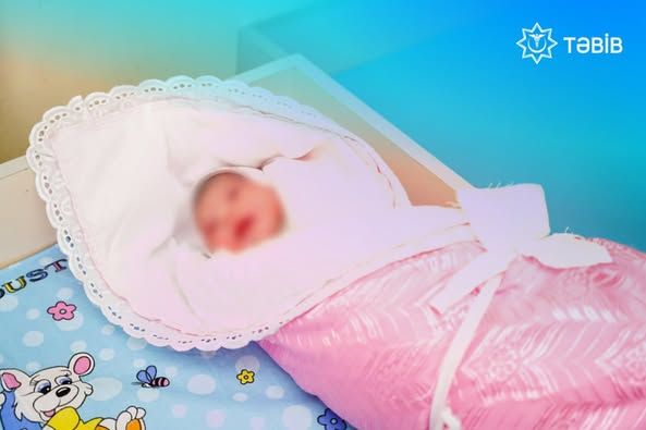 Bir gündə  3 körpə təcili tibbi yardım  maşınında   doğulub - FOTOLAR