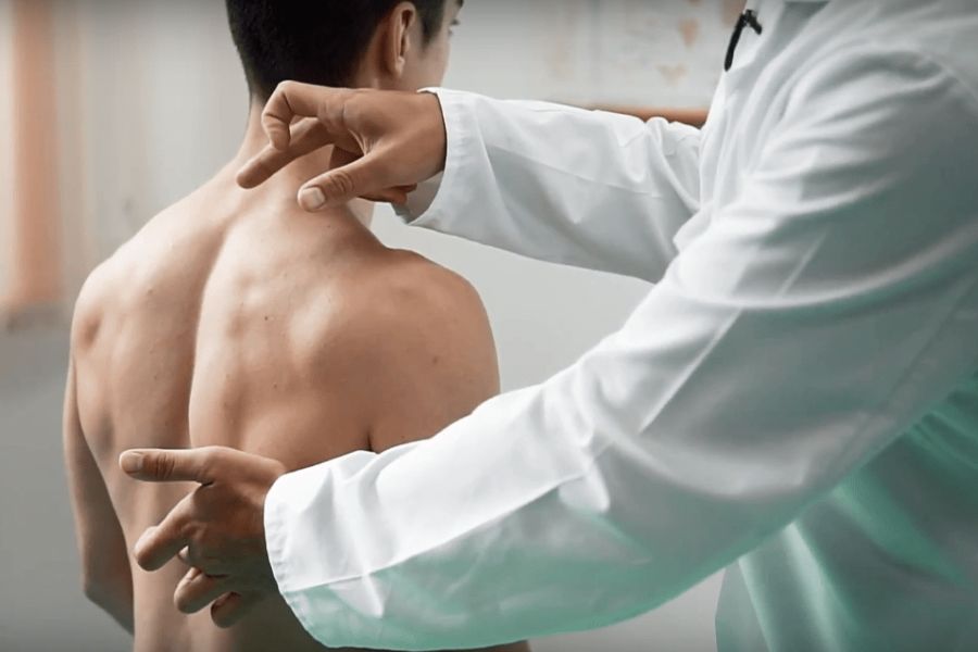 Böyrək və bel ağrısı zamanı maşın sürmək olmaz  – Həkim