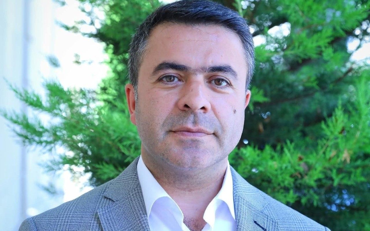 Cabir İmanov     vəfat etdi