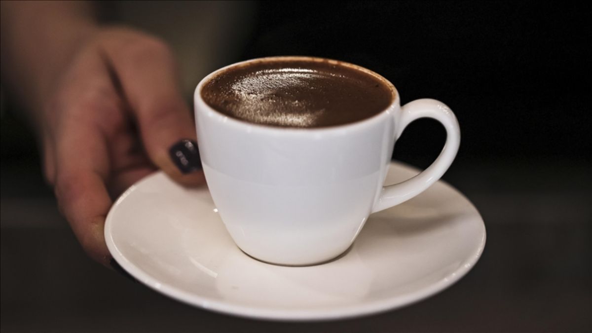 Qəhvəni çox içdikdə orqanizmdə  nə baş verir?