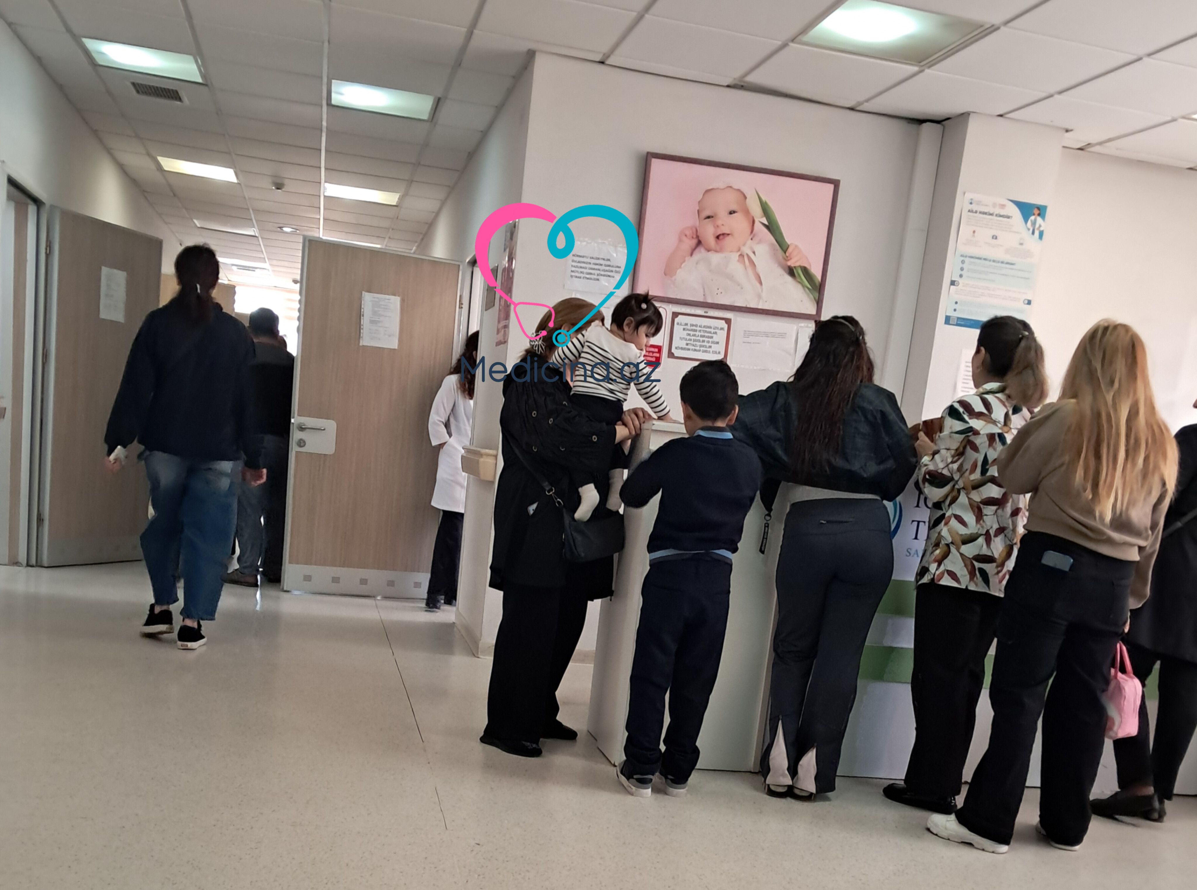 39 nömrəli poliklinikada biabırçılıq -  Sistem çökdü, sıxlıq yarandı - FOTO