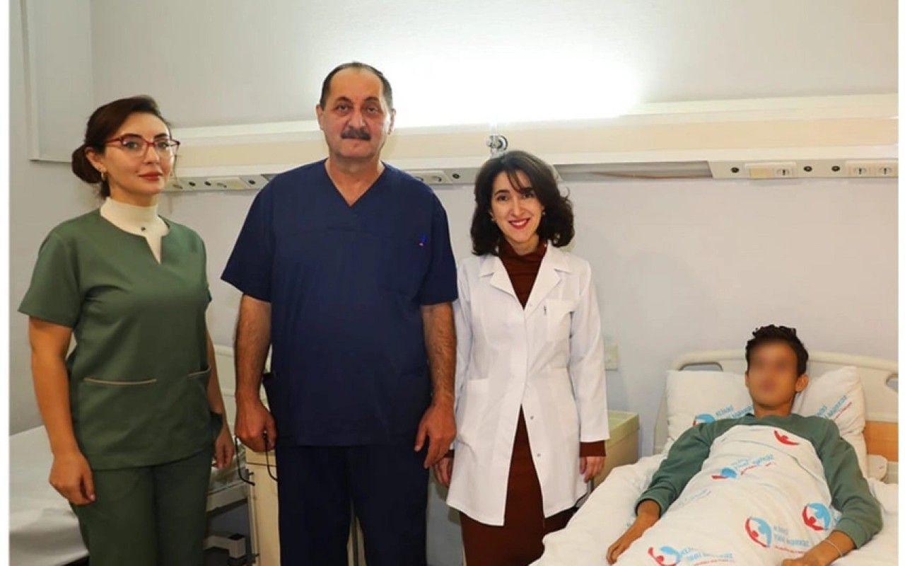Bakıda 17 yaşlı yeniyetmə taxta udub -  FOTO