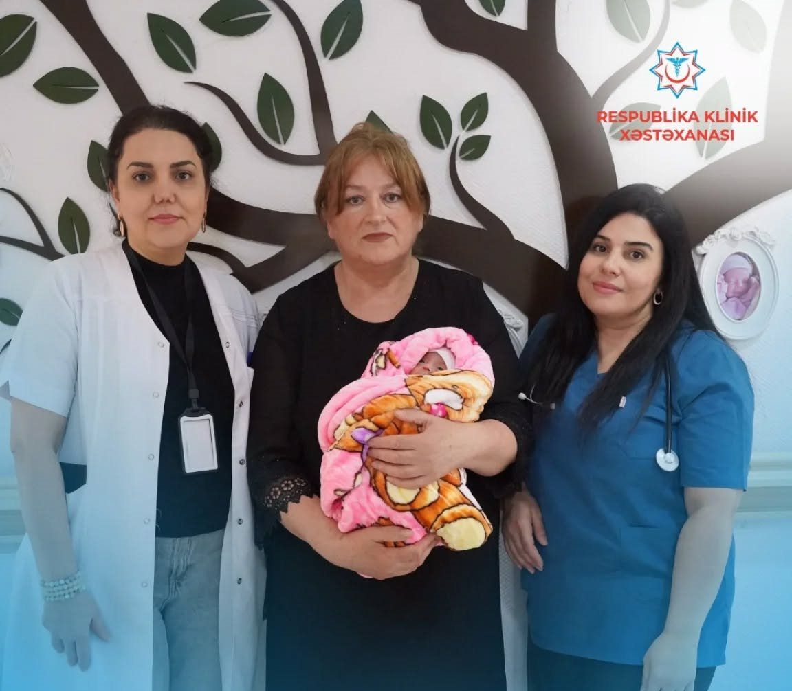 Bakıda 59 yaşlı qadın 23 ildən sonra ana oldu 