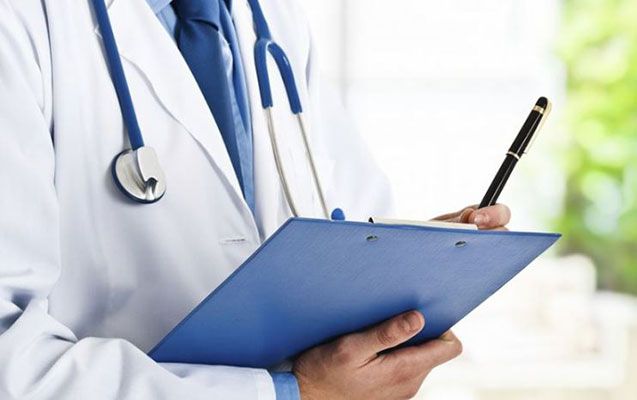 Pasiyentin ölümünə səbəb olan 70 yaşlı həkimin cəzası azaldıldı 