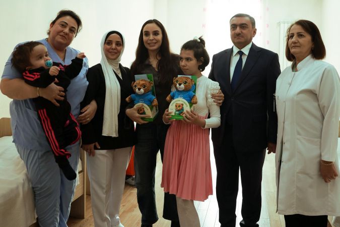 Leyla Əliyeva Uşaq Nevroloji Sanatoriyasında 
