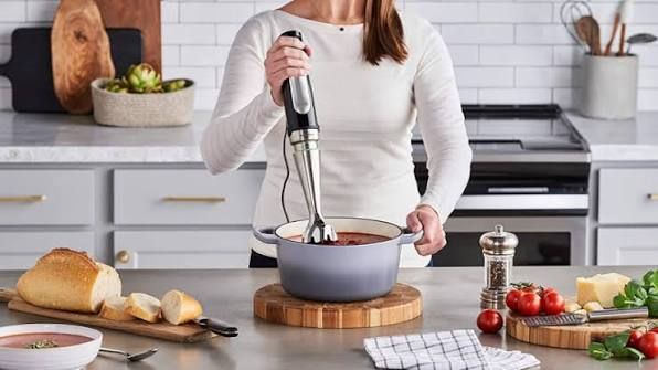 Uşağa blenderdən keçirilmiş yemək vermək olmaz -  Nitqi gecikdirir