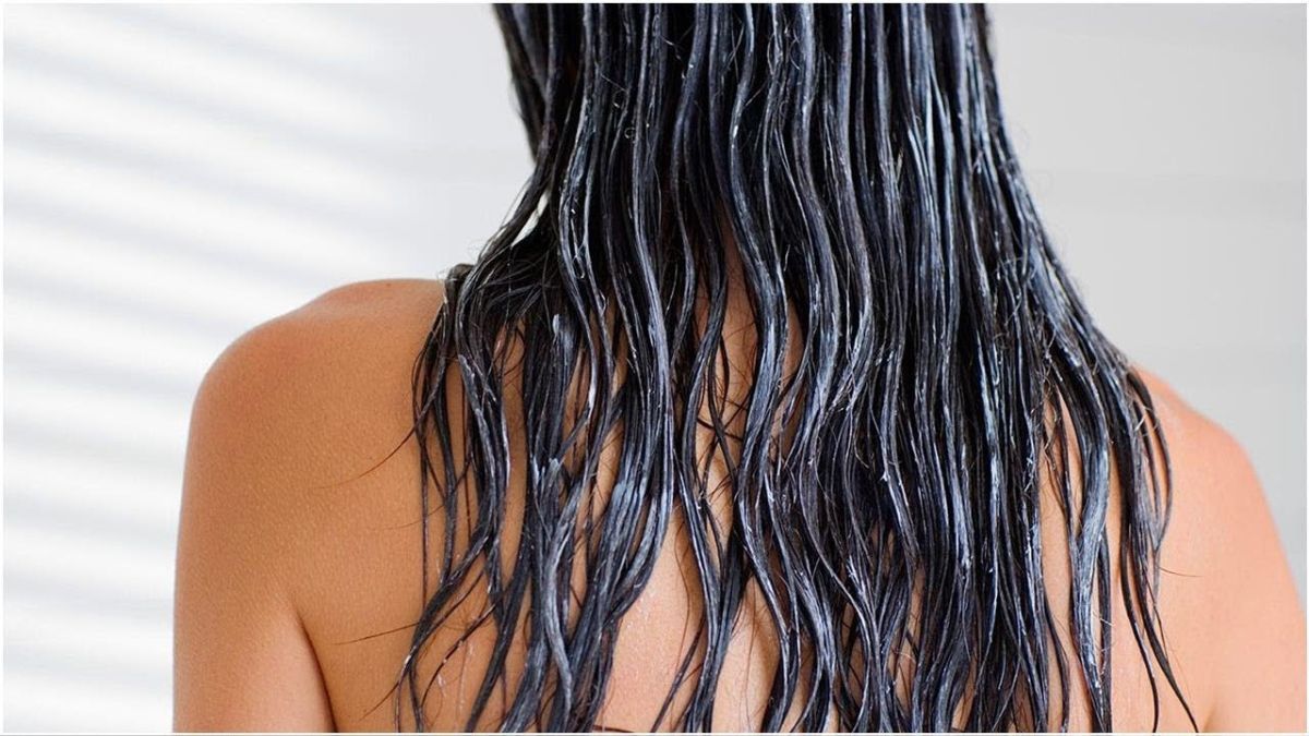 Saçları pambıq kimi edir:  Duşda tətbiq edin