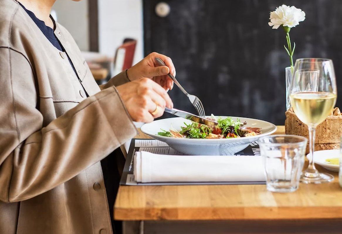  Yeyib içəndən sonra ağrı  - problemdən xəbər verir