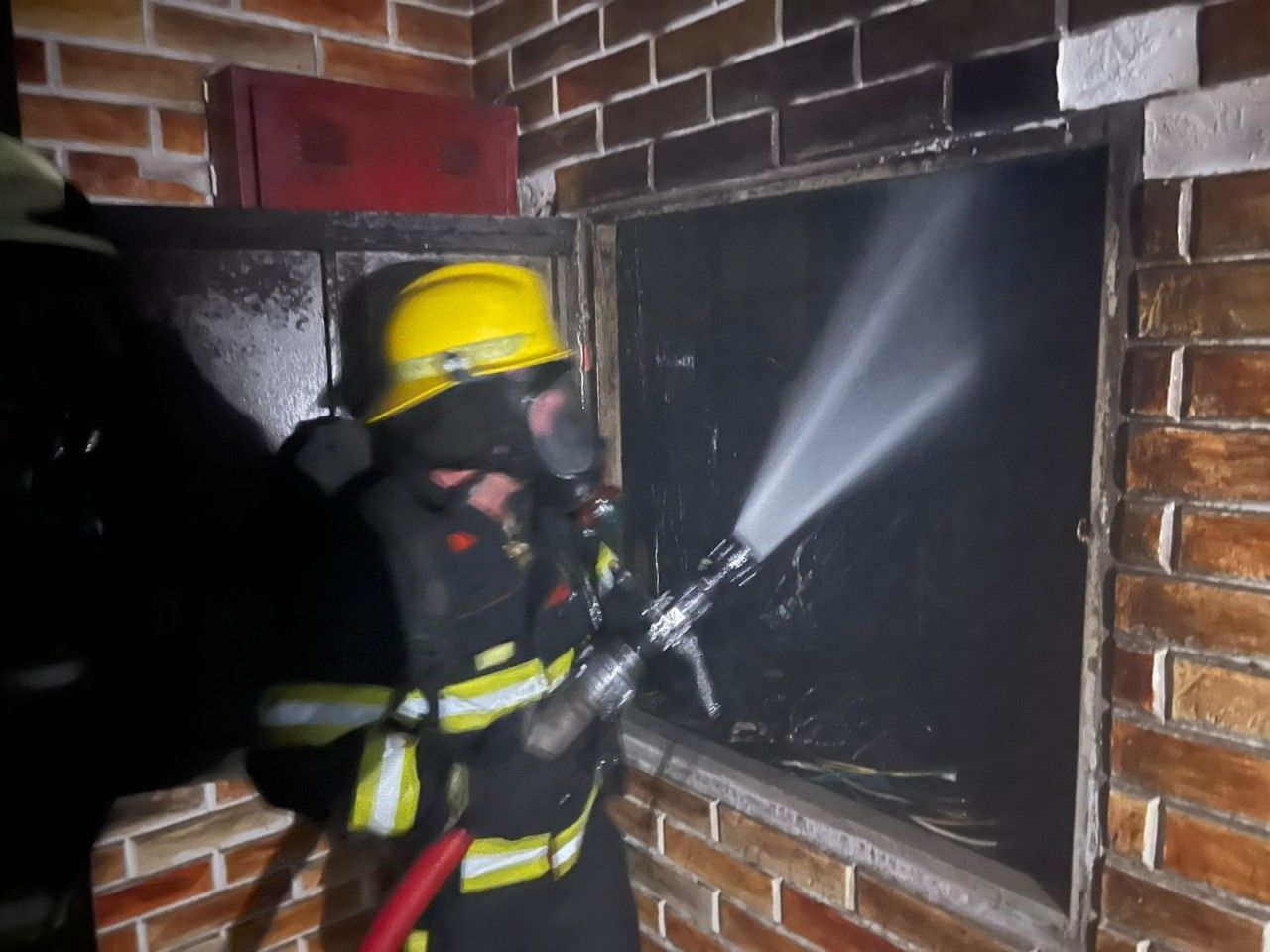 Yasamaldakı yanğında   üç nəfər ölüb, 20 nəfər zəhərlənib