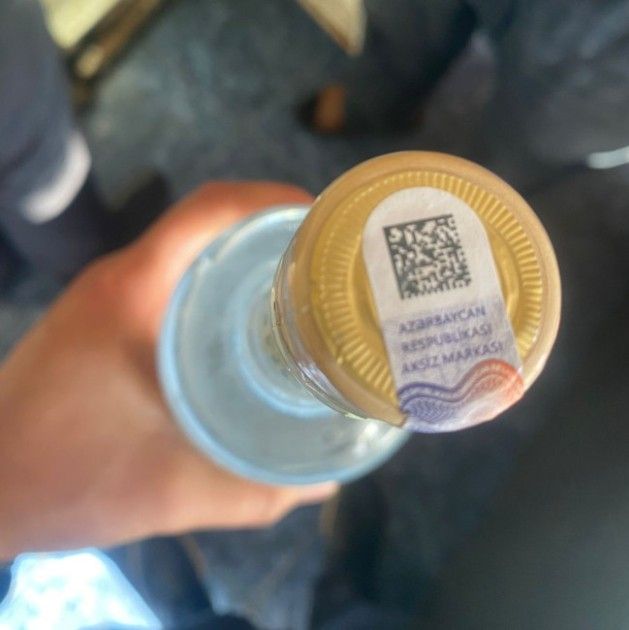 Xırdalandakı bu kafedə müştərilərə saxta araqlar verilirmiş -  FOTO