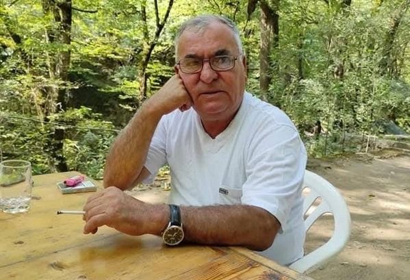 Şair Nizami vəfat etdi 