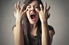 Azərbaycan qadınlarında da rast gəlinən – İsterik nevroz  – Əlamətləri