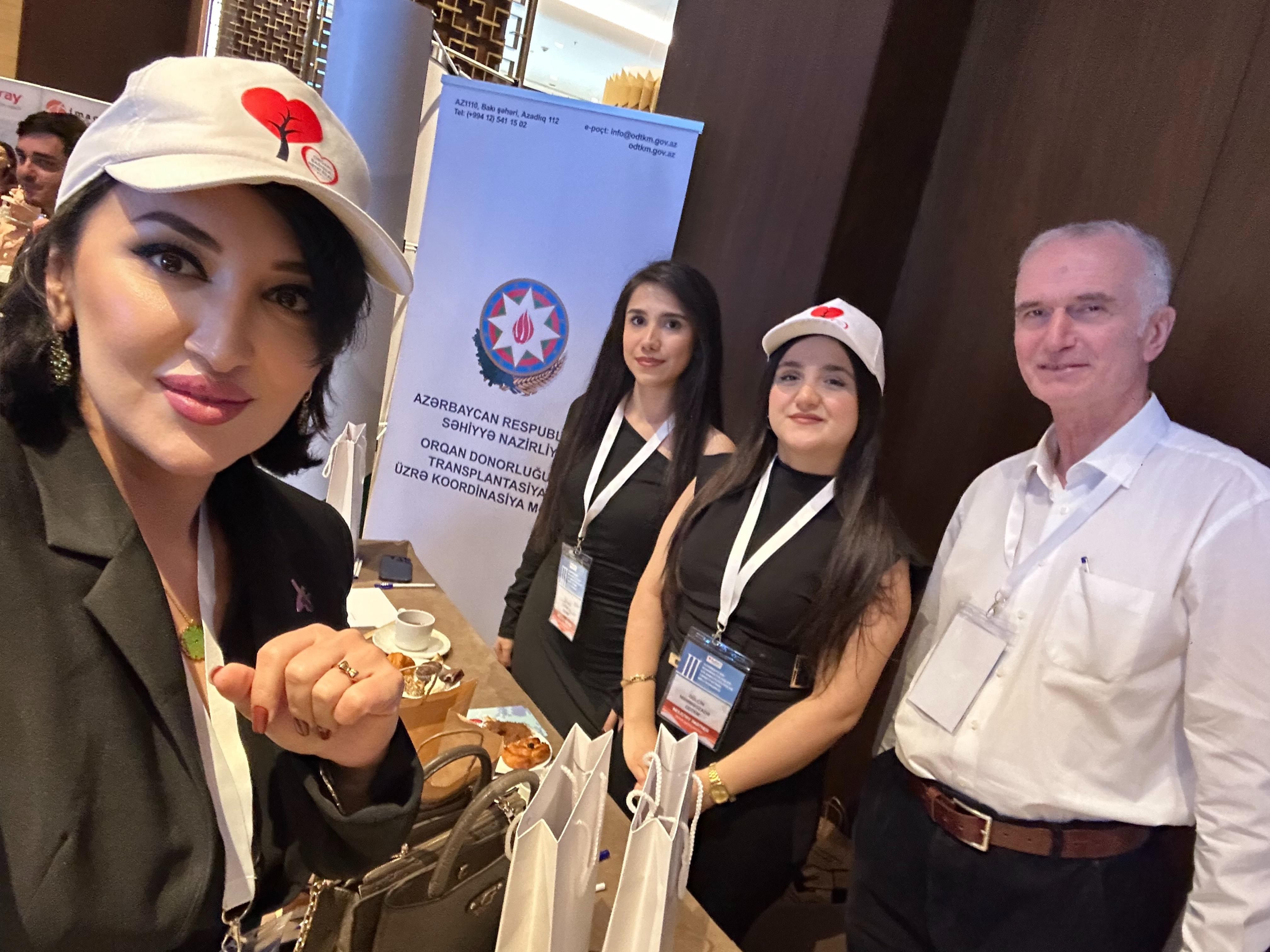 Daha bir tanınmış həkim orqanlarını bağışladı -  FOTO