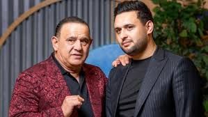 Nişandan sonra oğlum ölürdü, başını qoydu stola... -  Tacir Şahmalıoğlu