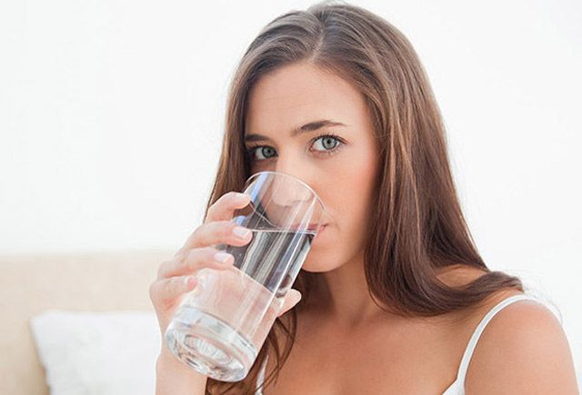 Yatmazdan əvvəl su için 