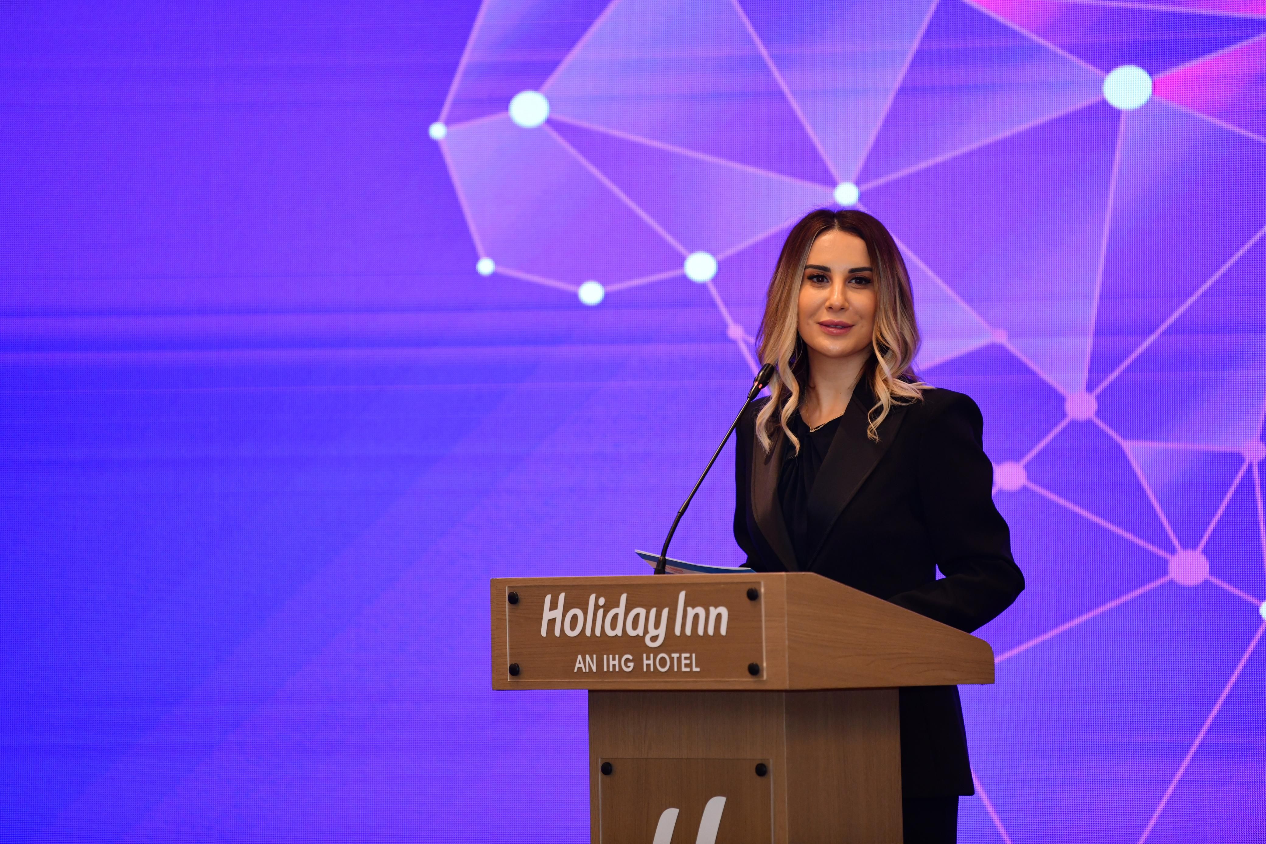 Poliklinikalarda yeni elektron növbə sistemi qurulur -  TƏBİB rəsmisi