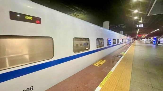 Qatarda kütləvi zəhərlənmə 