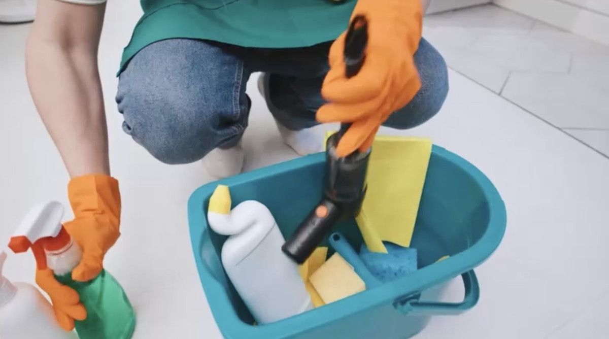 Təmizləyici kimyəvi maddələri qarışdırmaq olmaz -  Öldürür