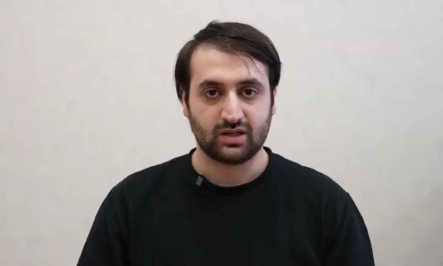 Müalicəyə ehtiyacı olan uşaqların şəkillərini paylaşaraq 200 min manat ələ keçirdi -  VİDEO