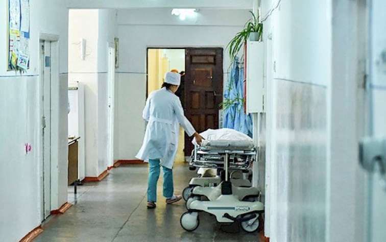 Bakıda avtobus hamilə qadını vurdu –  FOTO