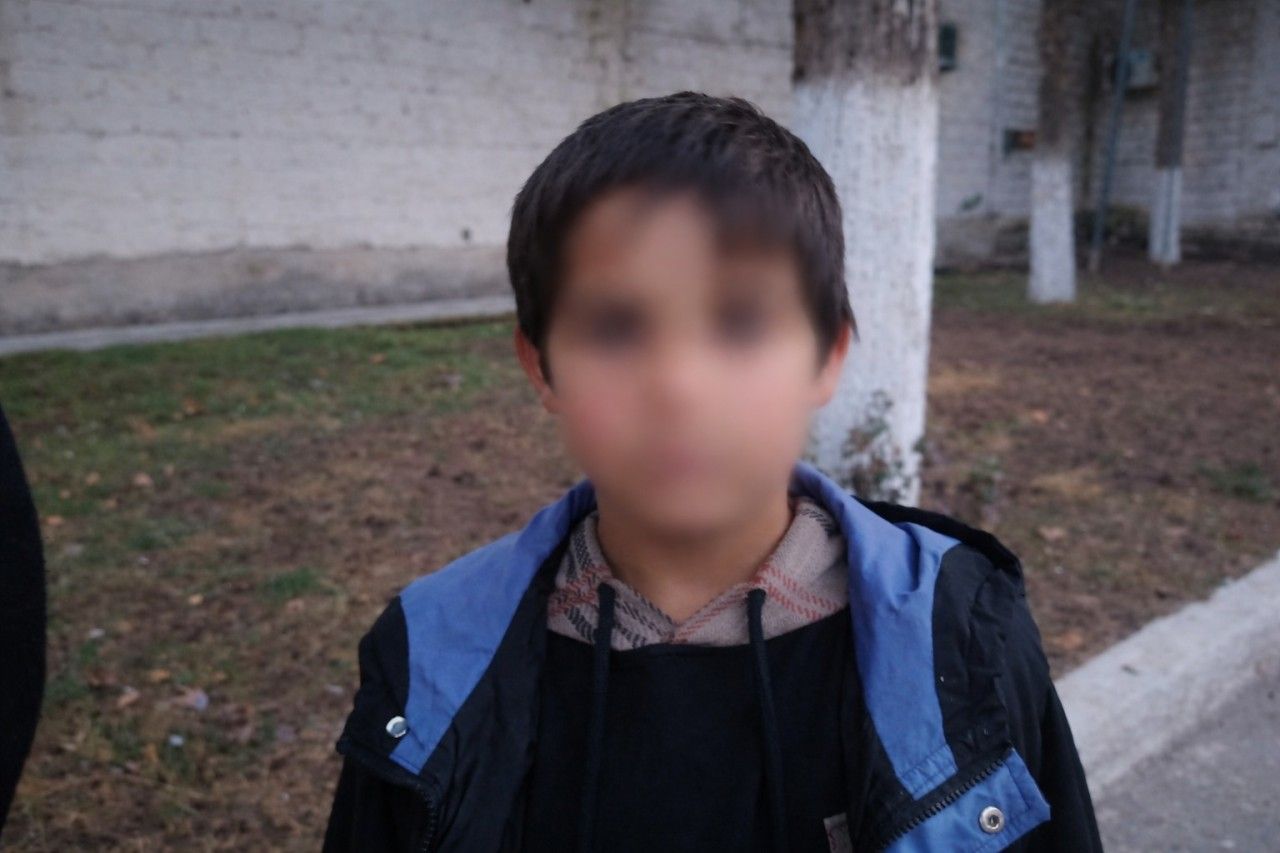 Ağstafada uşaqlarına işgəncə verən ata saxlanıldı -  FOTO