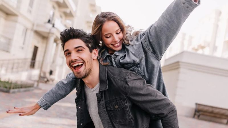 Sağlam münasibətlərdə görünməyən  5 davranış 