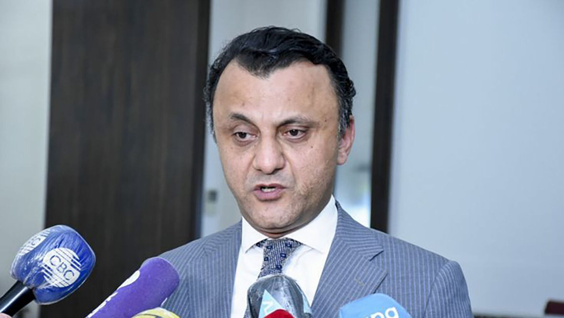 3 böyük xəstəxananın əsaslı yenidən qurulması işləri davam edir 