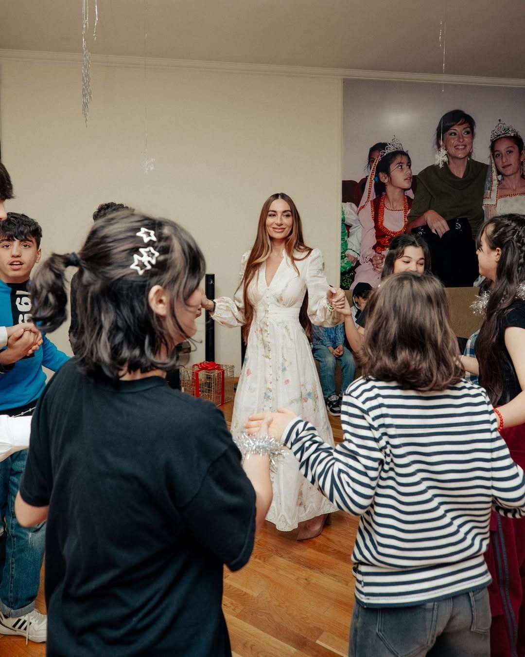 Arzu Əliyeva uşaq evini ziyarət etdi -  FOTO