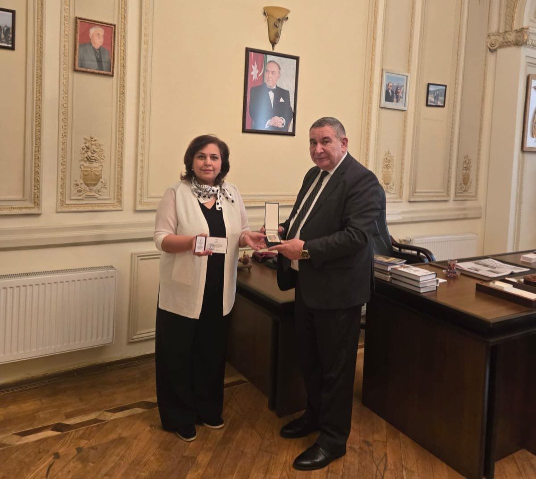 Səhiyyə Nazirliynin şöbə müdiri medalla   -  təltif olundu