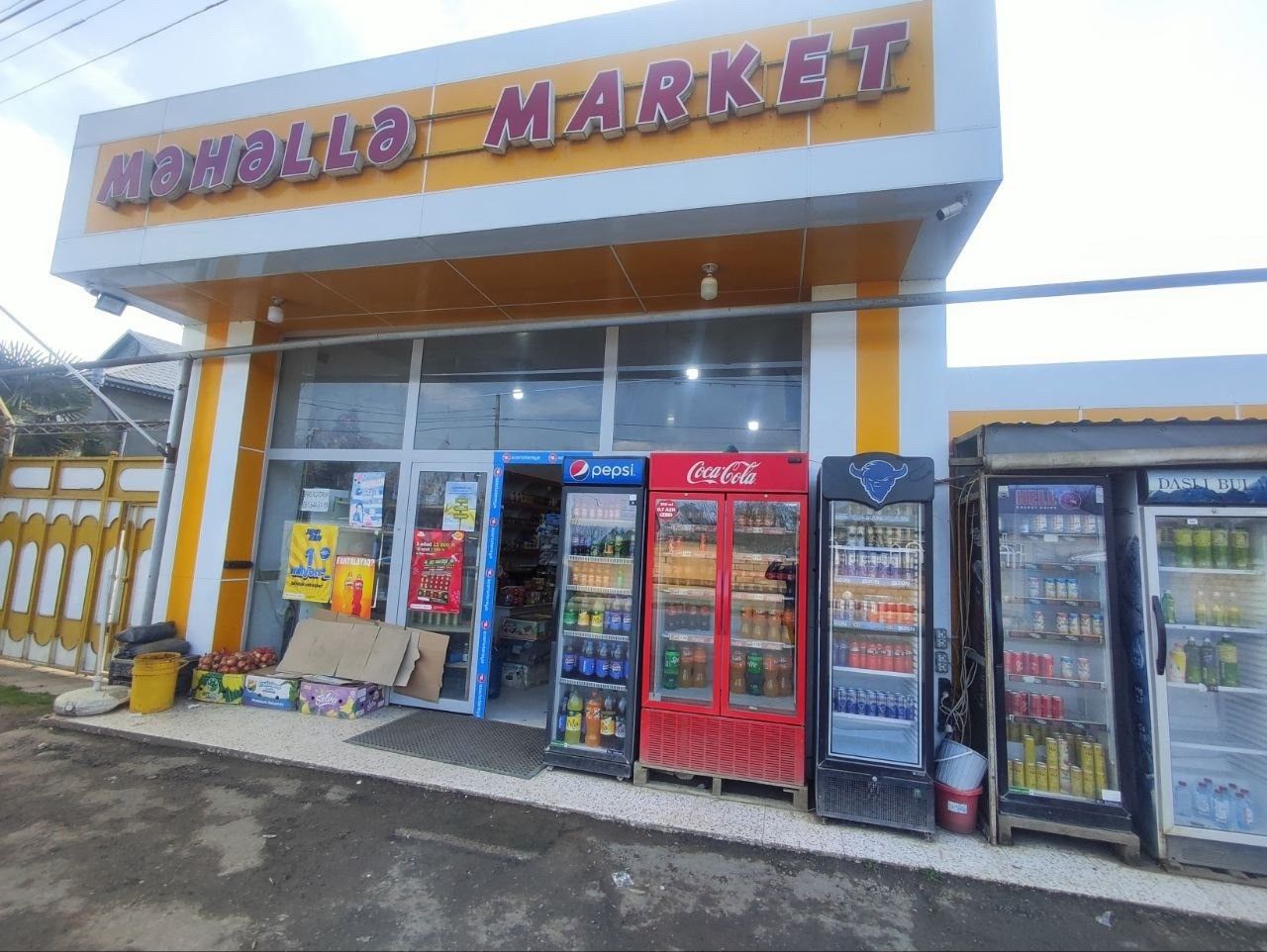 Bu marketlərdə saxta araqlar satılırmış -  FOTOLAR