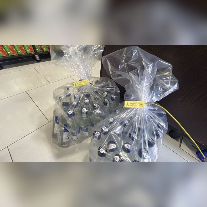 Bu marketlərdə saxta araqlar satılırmış -  FOTOLAR