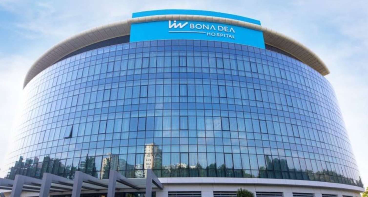 "Ağır xəstələri bir iynəyə görə saatlarla gözlədirlər"  - "Bona Dea"dan ŞİKAYƏT