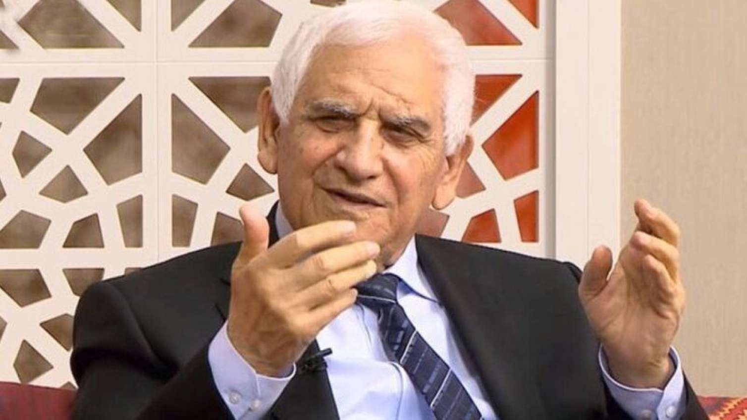 Xalq şairi xəstəxanadan evə buraxılacaq 