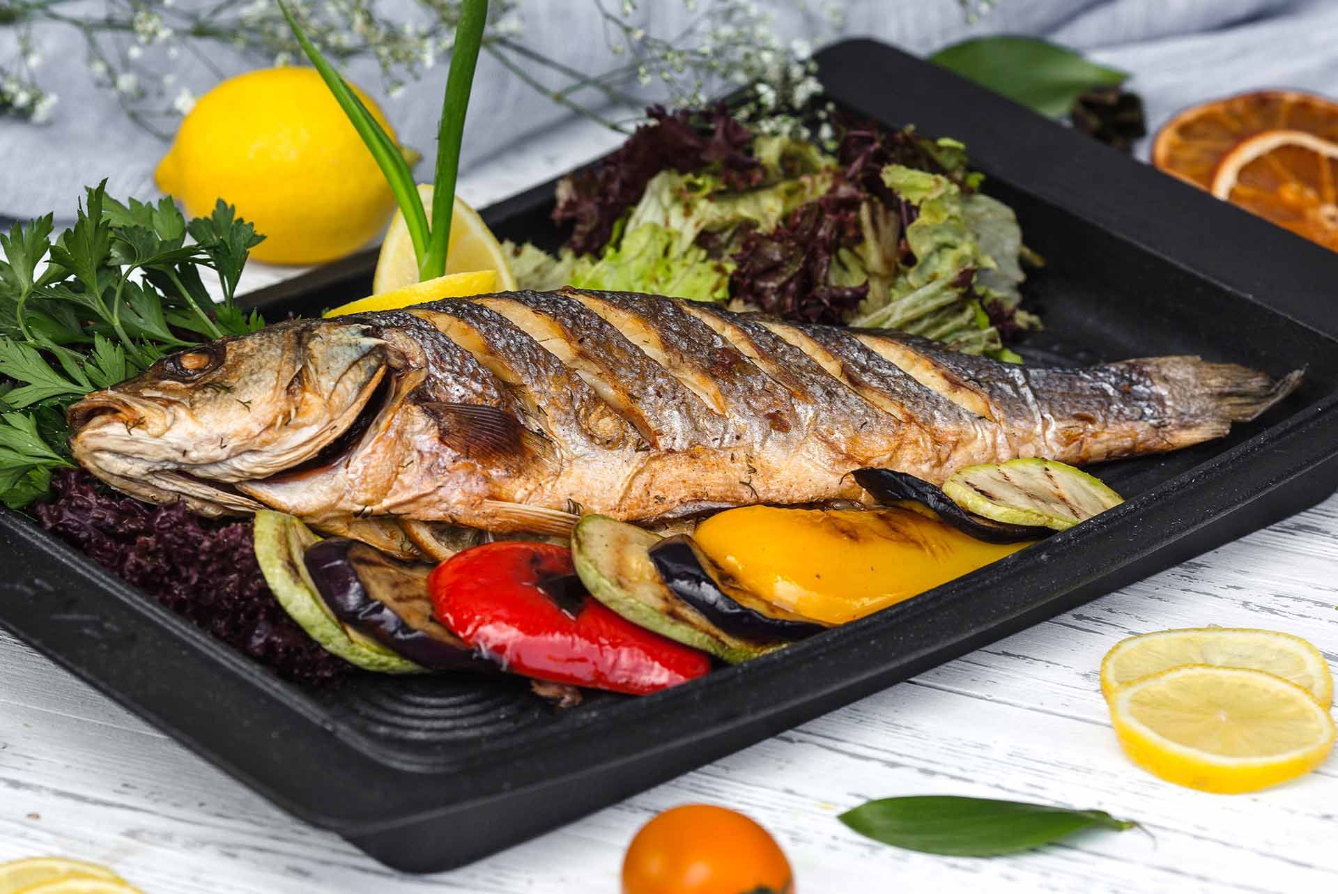 Goranboyda bir ailənin üç üzvü balıqdan zəhərləndi 