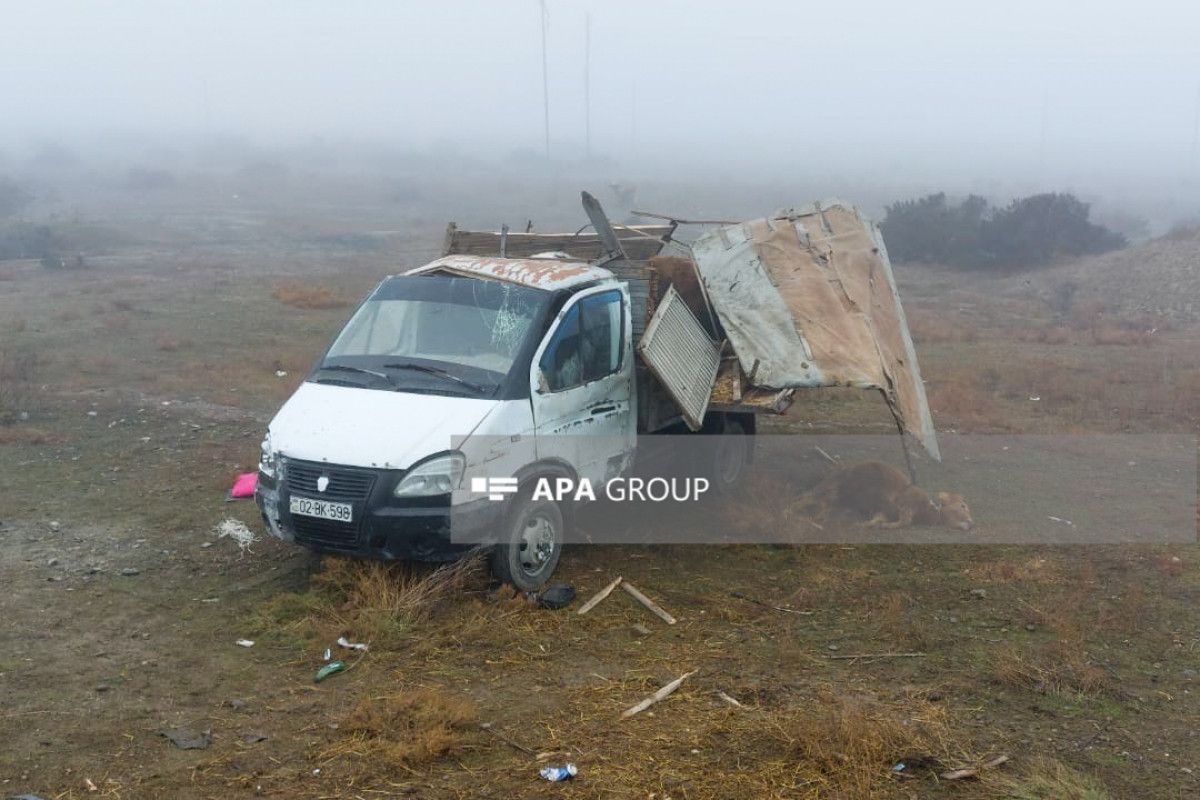 Hacıqabulda zəncirvari qəza –  5 nəfər yaralandı – FOTO