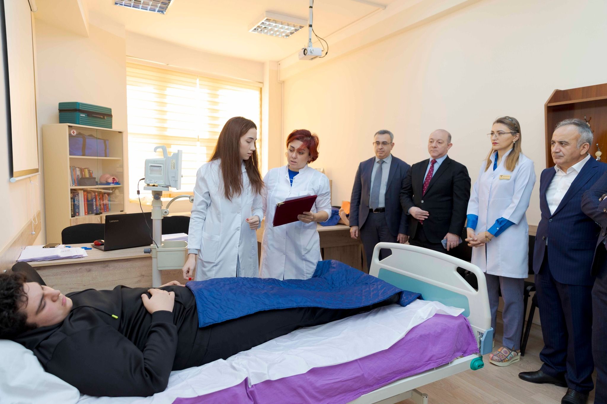 ATU Təcili Tibb kafedrasında imtahanlaı yeni formatda    keçirildi