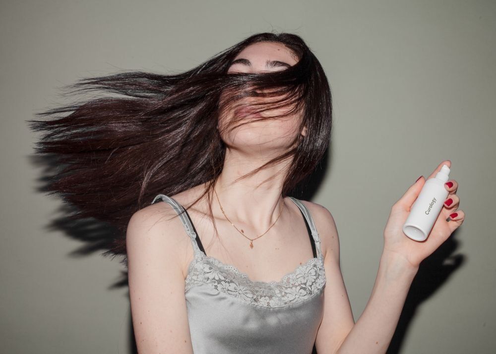  Saç düzləşdirici məhsullar qadınlarda    xərçəng yaradır