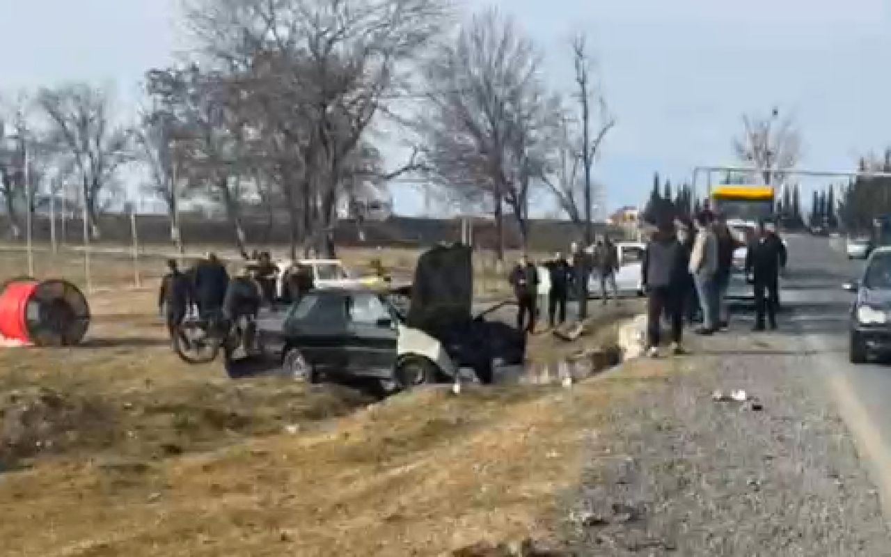 Qaxda qəza -  Ölən və xəsarət alan var