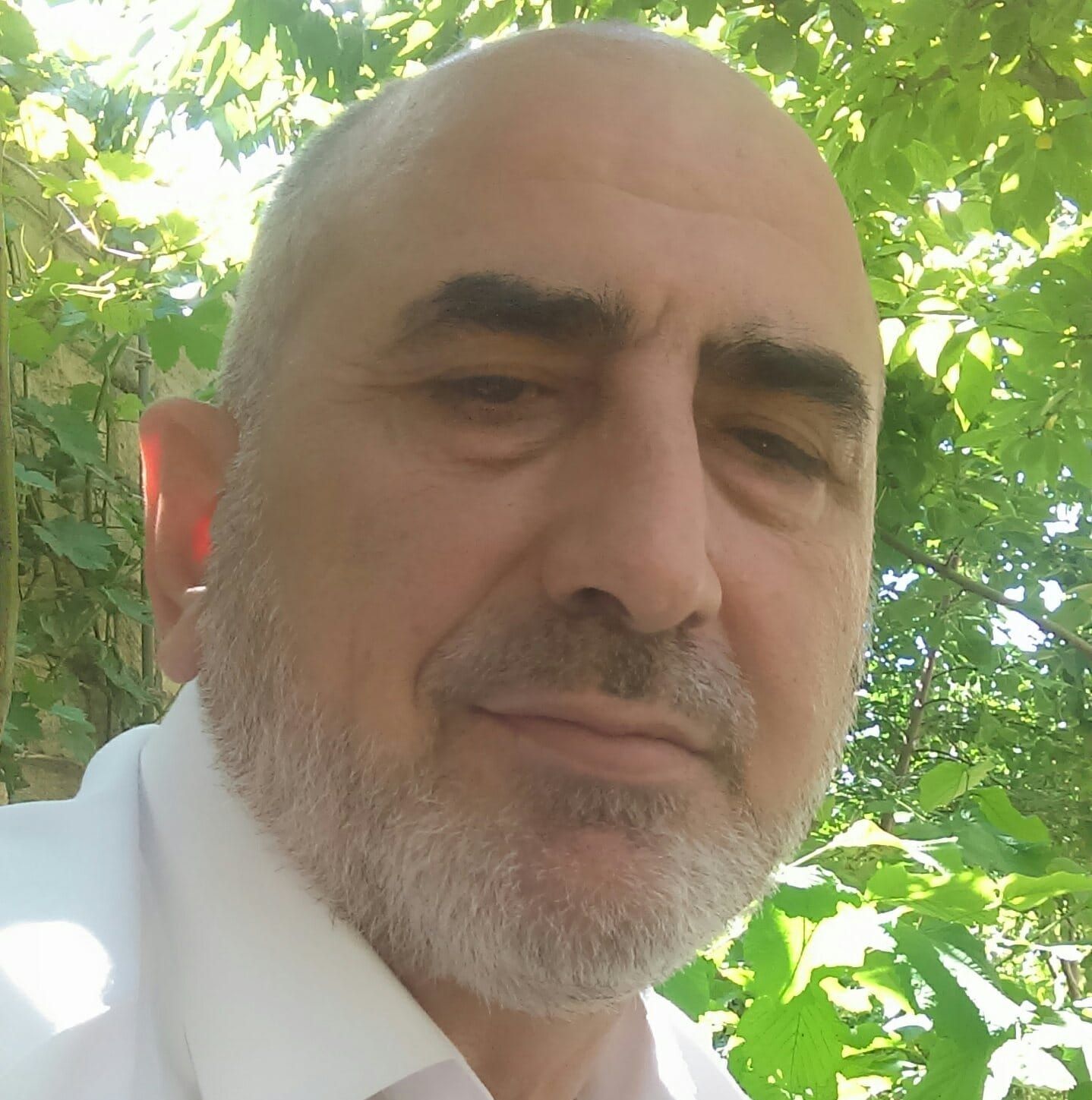 Tanınmış şair vəfat etdi -  FOTO