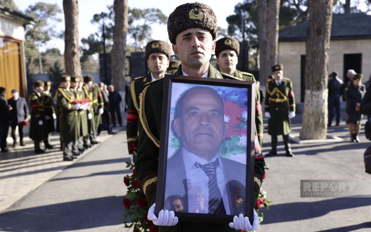 Şahin Tağıyev dəfn edildi -  FOTO