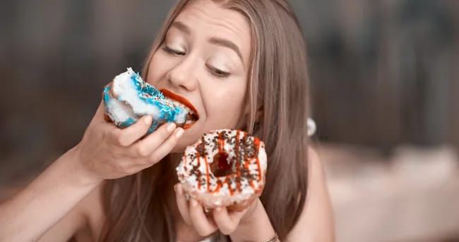 Şirniyyat istəyinə qarşı bunları yeyin 