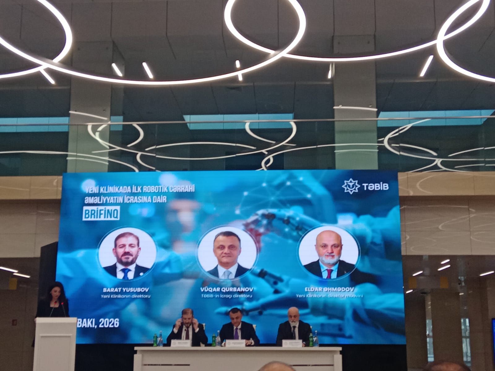 Azərbaycanda ilk robotik əməliyyat icra edildi -  FOTO